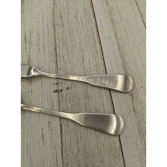 Oneida SSS Stainless Colonial Boston Teaspoon and Butter Knife (2 piece) - Picture 4 of 5